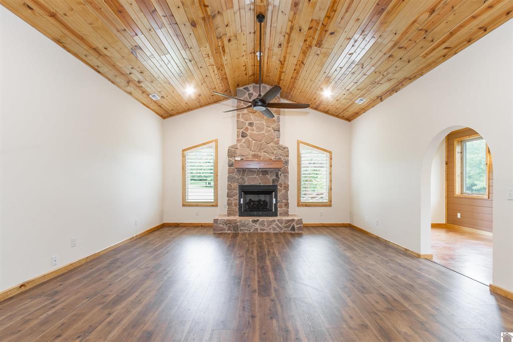1430 Spence Chapel Road Property Photo 8