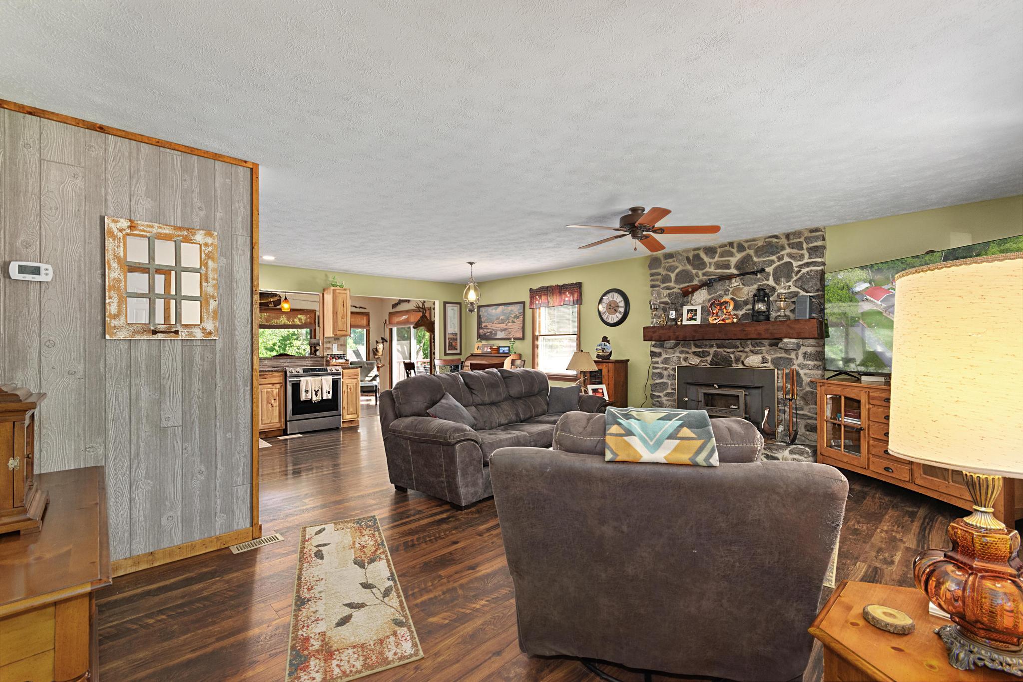 751 Ridge Drive Property Photo 8