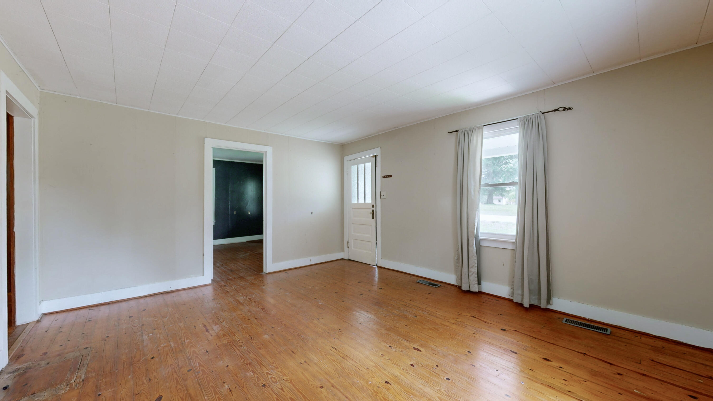 1681 Old Frankfort Road Property Photo 13