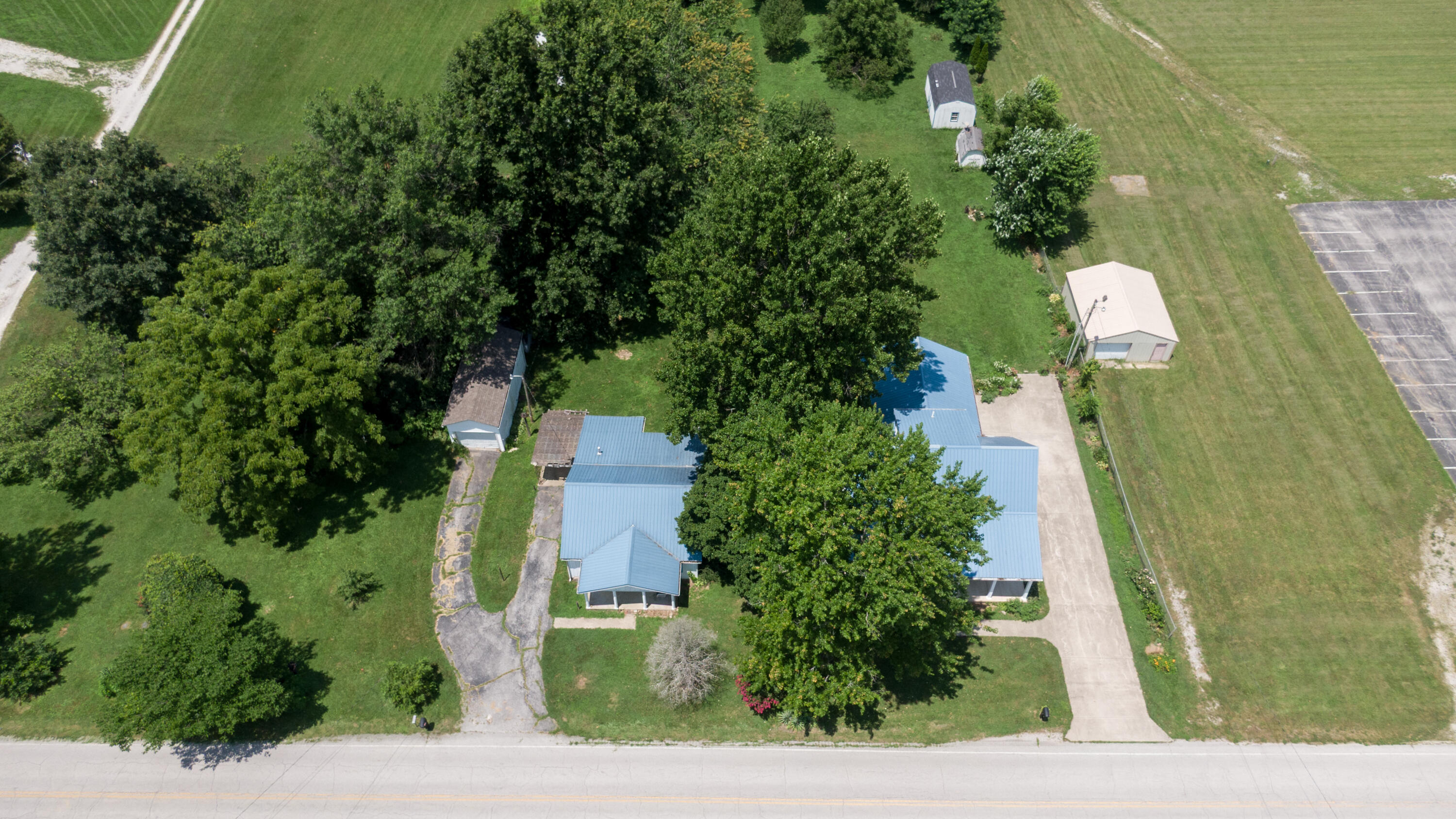 1681 Old Frankfort Road Property Photo 32