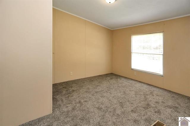 18 Kenwood Drive Property Photo 34