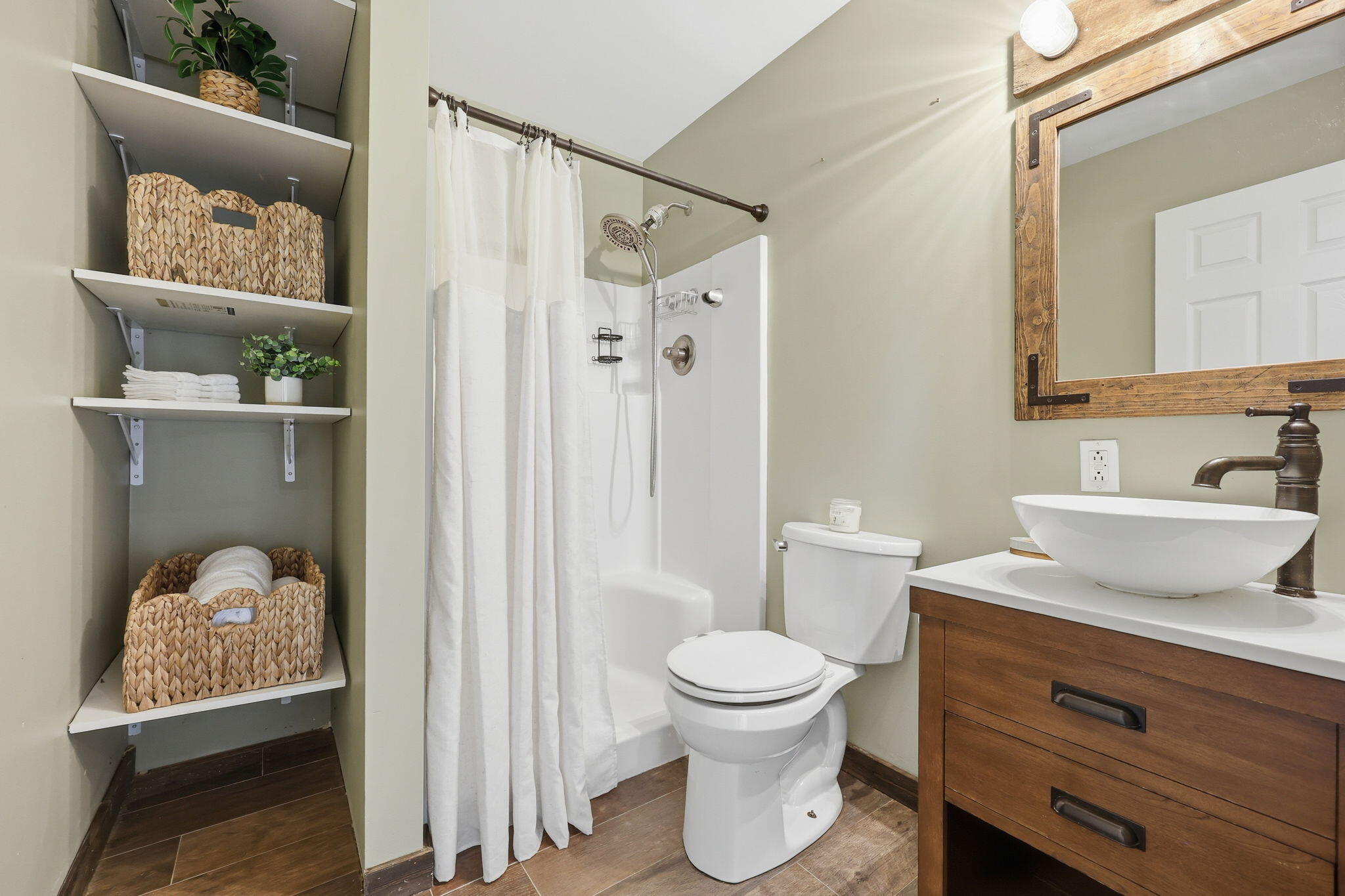 6888 Bybee Road Property Photo 17