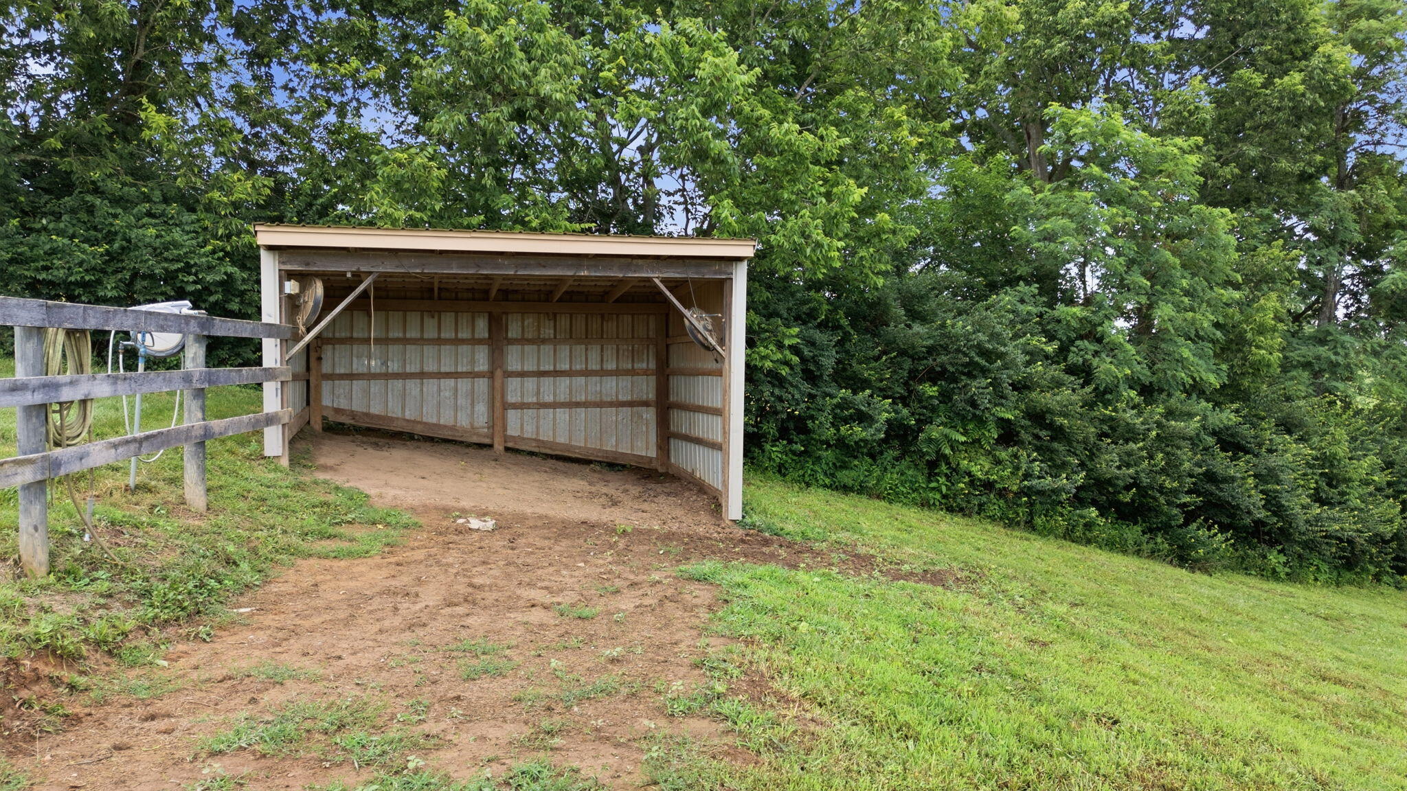 6888 Bybee Road Property Photo 36