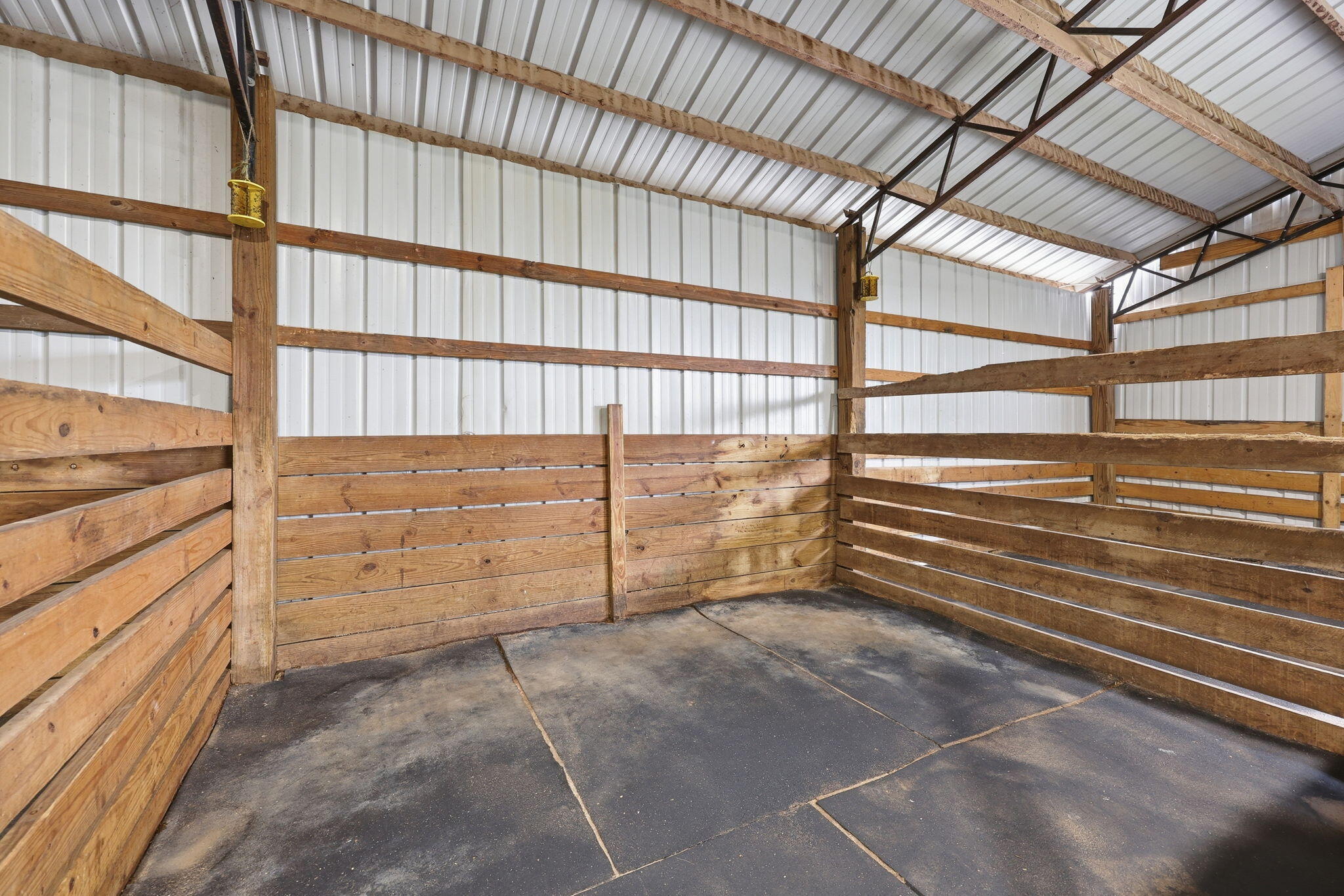 6888 Bybee Road Property Photo 43