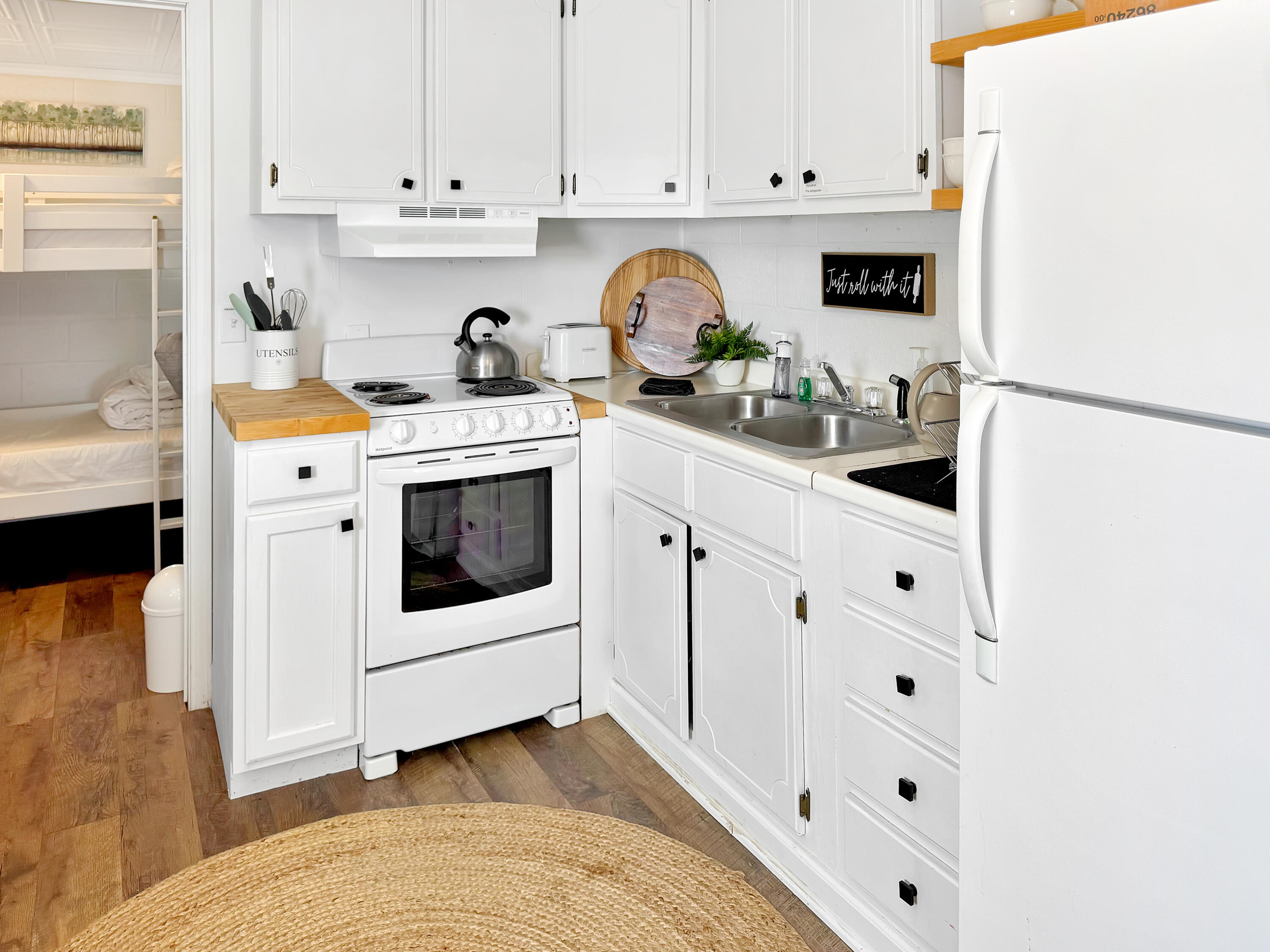 110 Lakeshore Drive Property Photo 31
