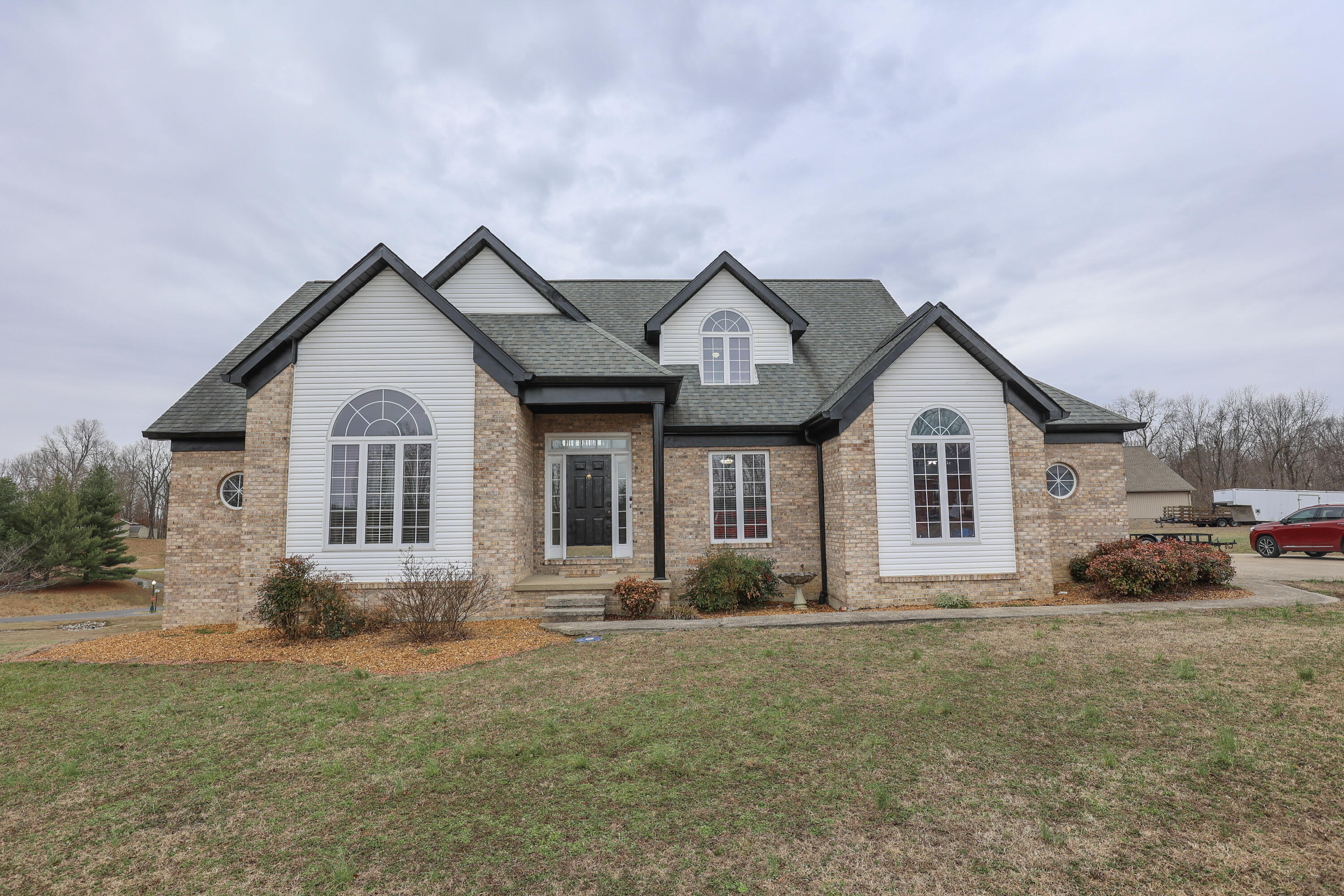 103 Summer Lane Property Photo 1