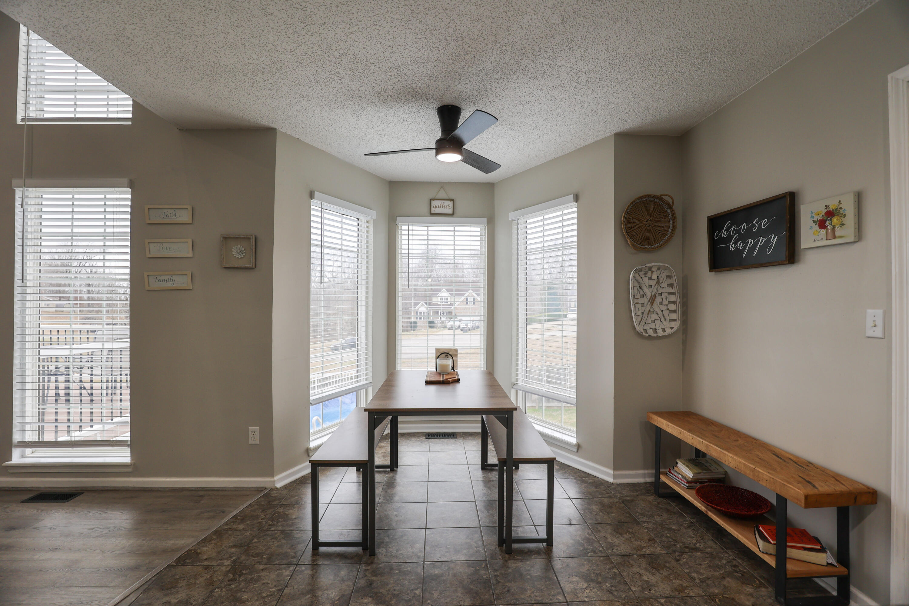 103 Summer Lane Property Photo 23