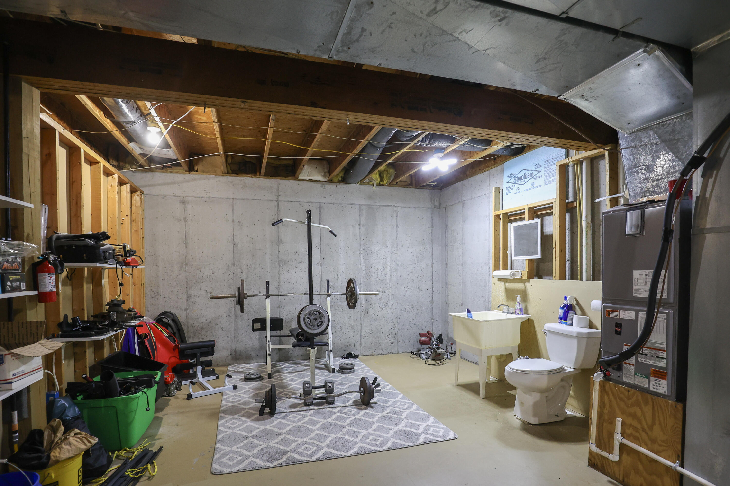 103 Summer Lane Property Photo 48