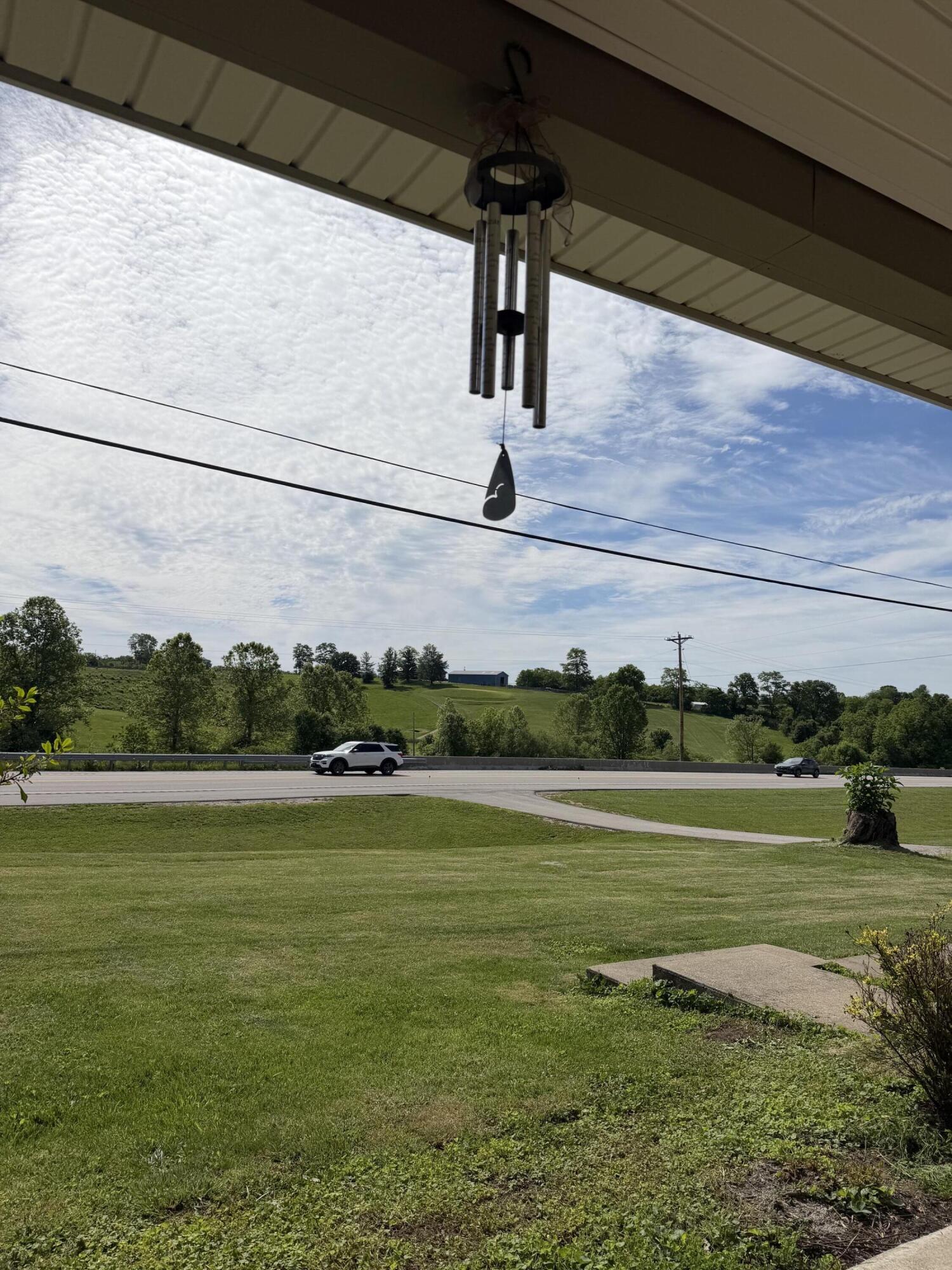 4821 Maysville Road Property Photo 5