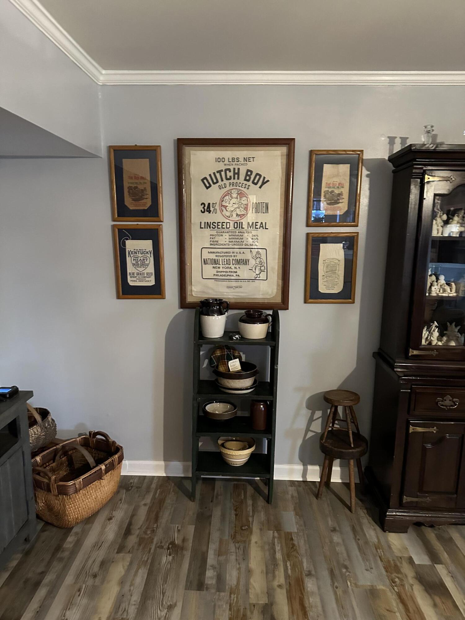 4821 Maysville Road Property Photo 11