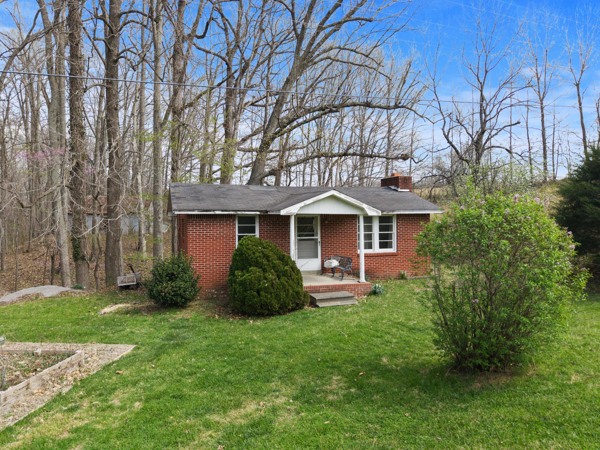 97 State Route 810 Property Photo 32