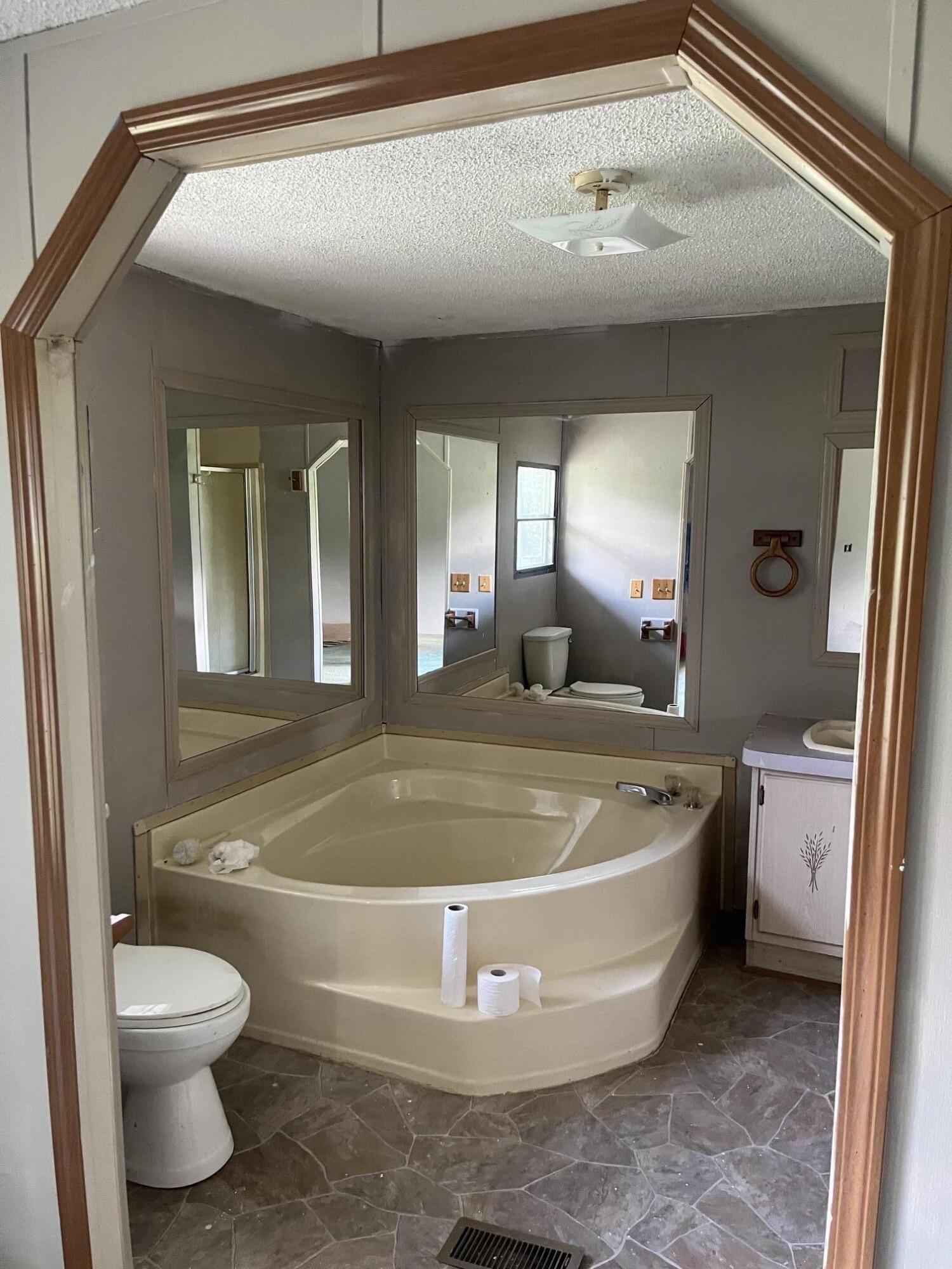 42 Sills Lane Property Photo 13