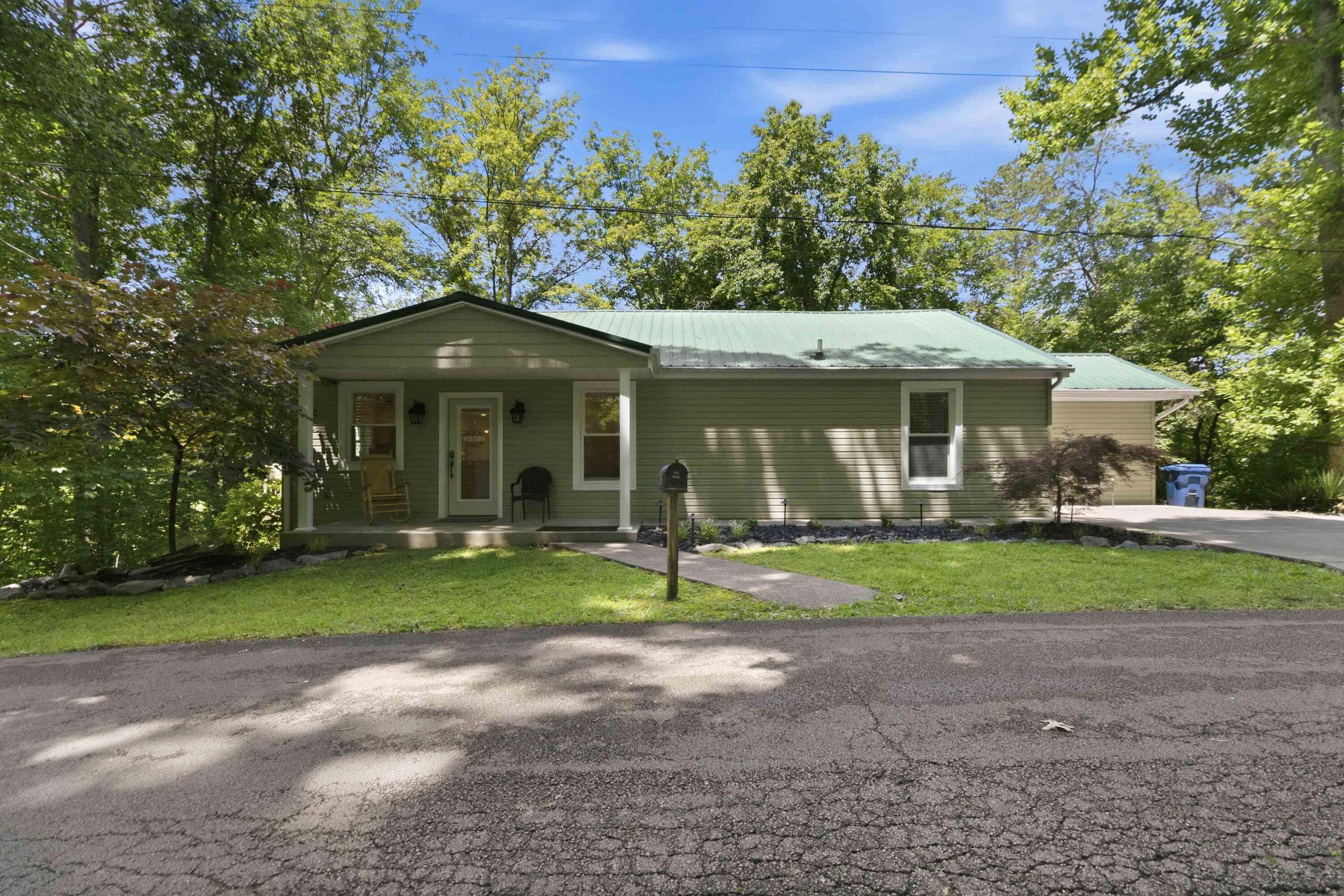125 Dogwood Drive Property Photo 4