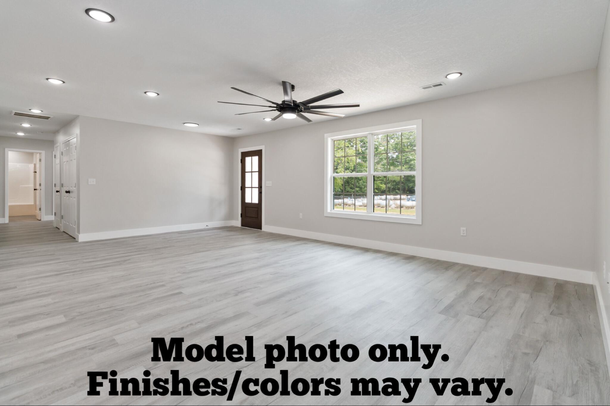 754 E Highway 552 Property Photo 1