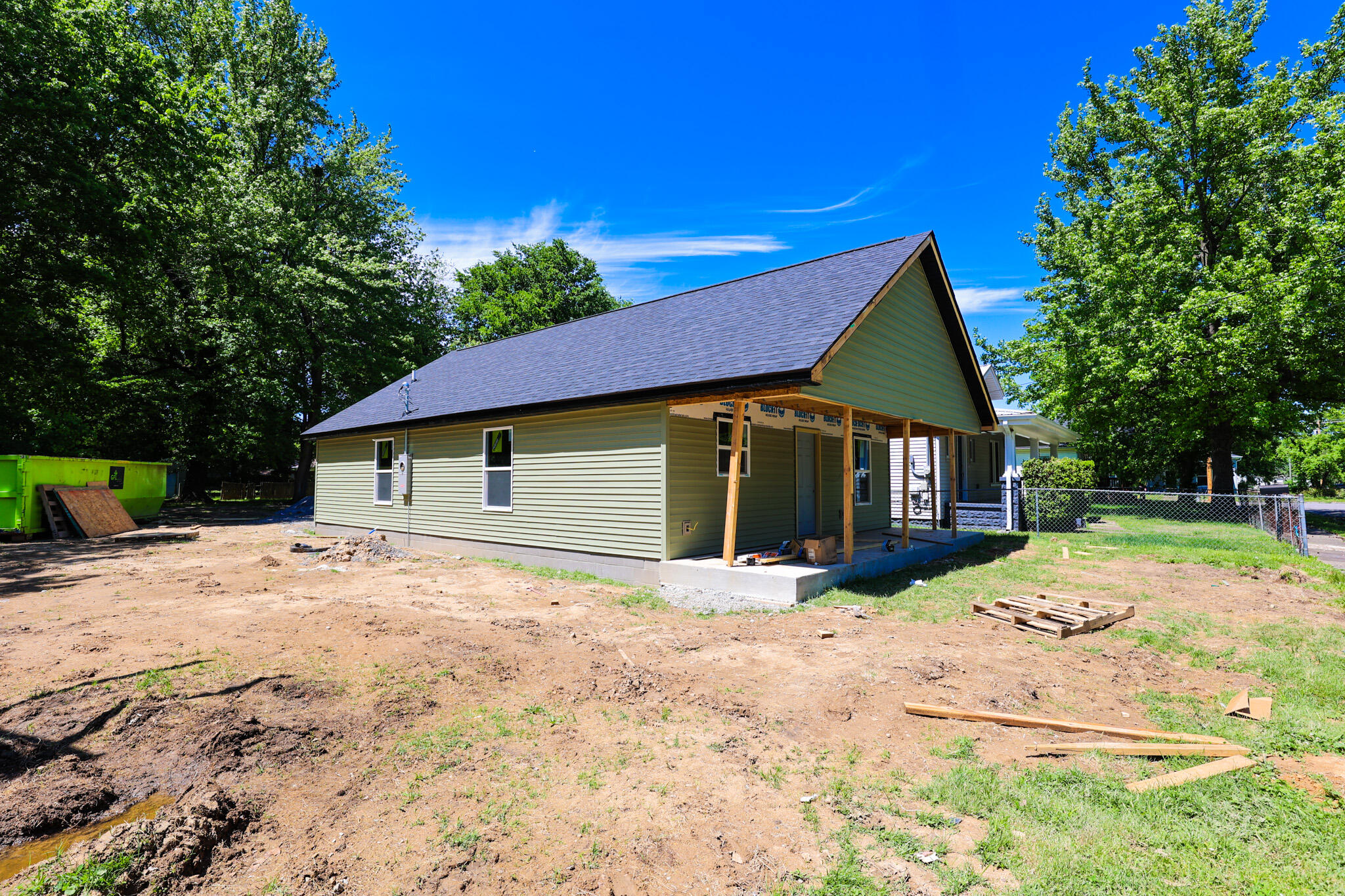 1207 Salem Avenue Property Photo 5