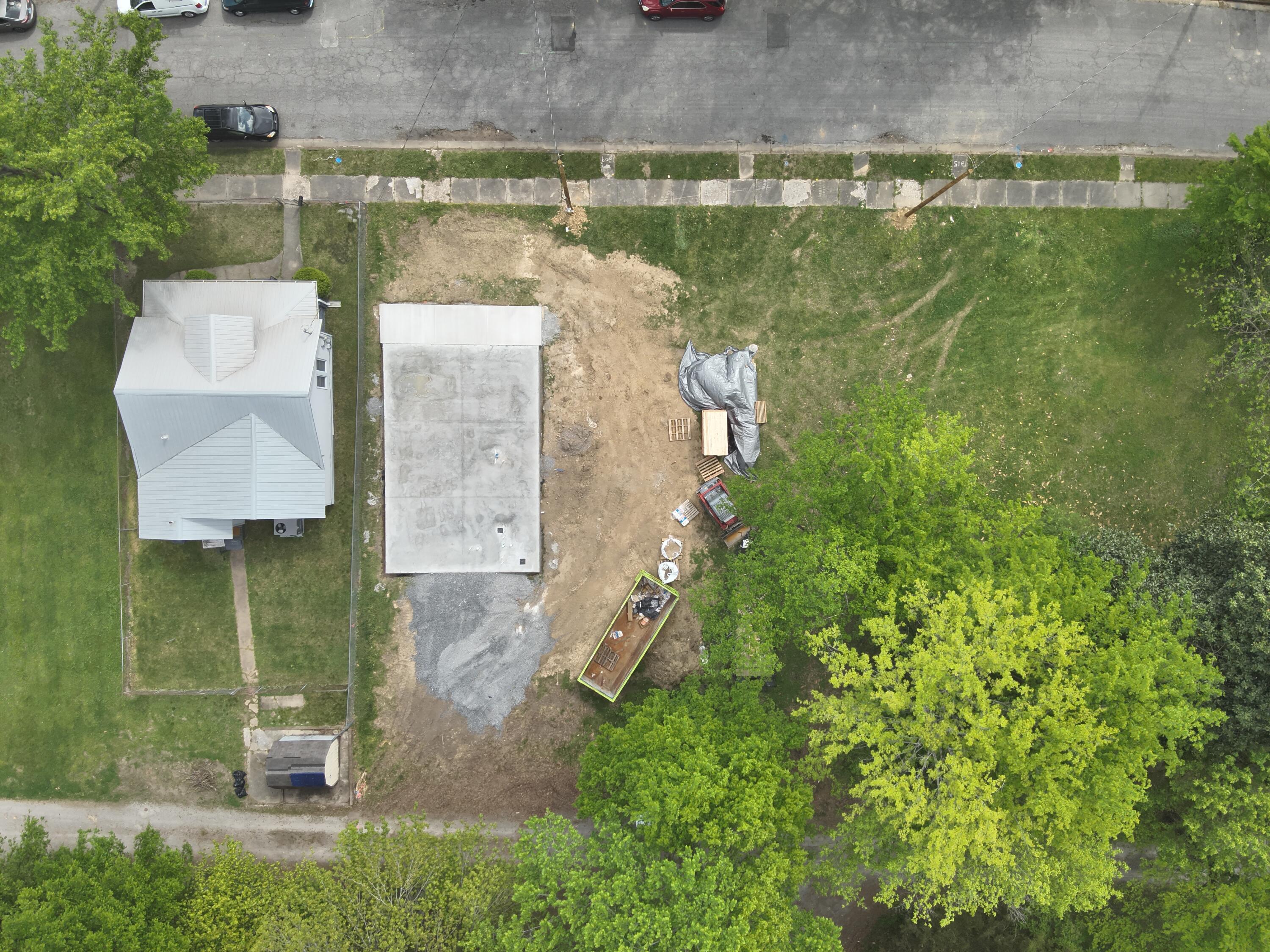 1207 Salem Avenue Property Photo 9