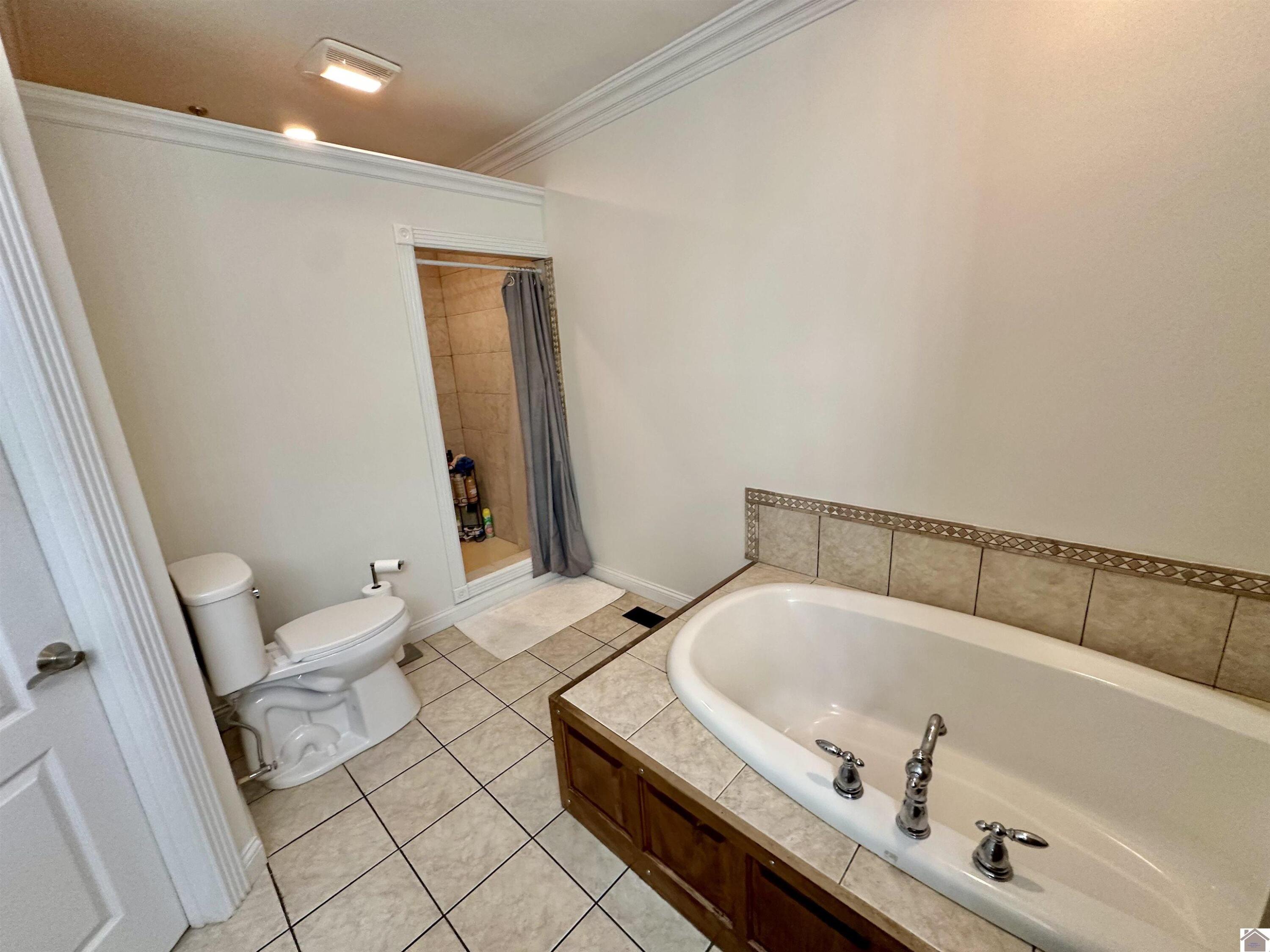 81 Oak Shadow Lane 0 Property Photo 24