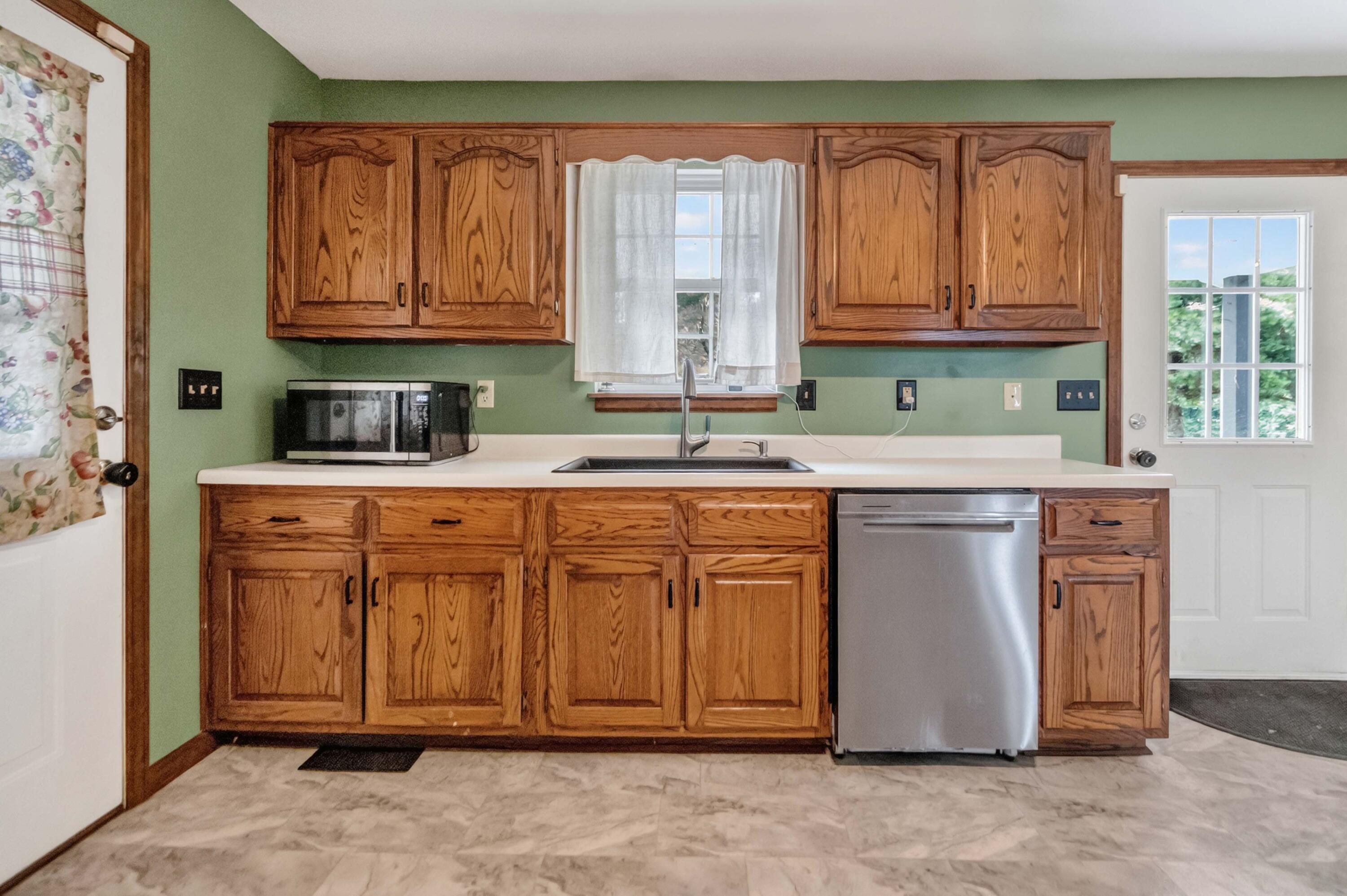 986 Tennessee Ridge Road Property Photo 23