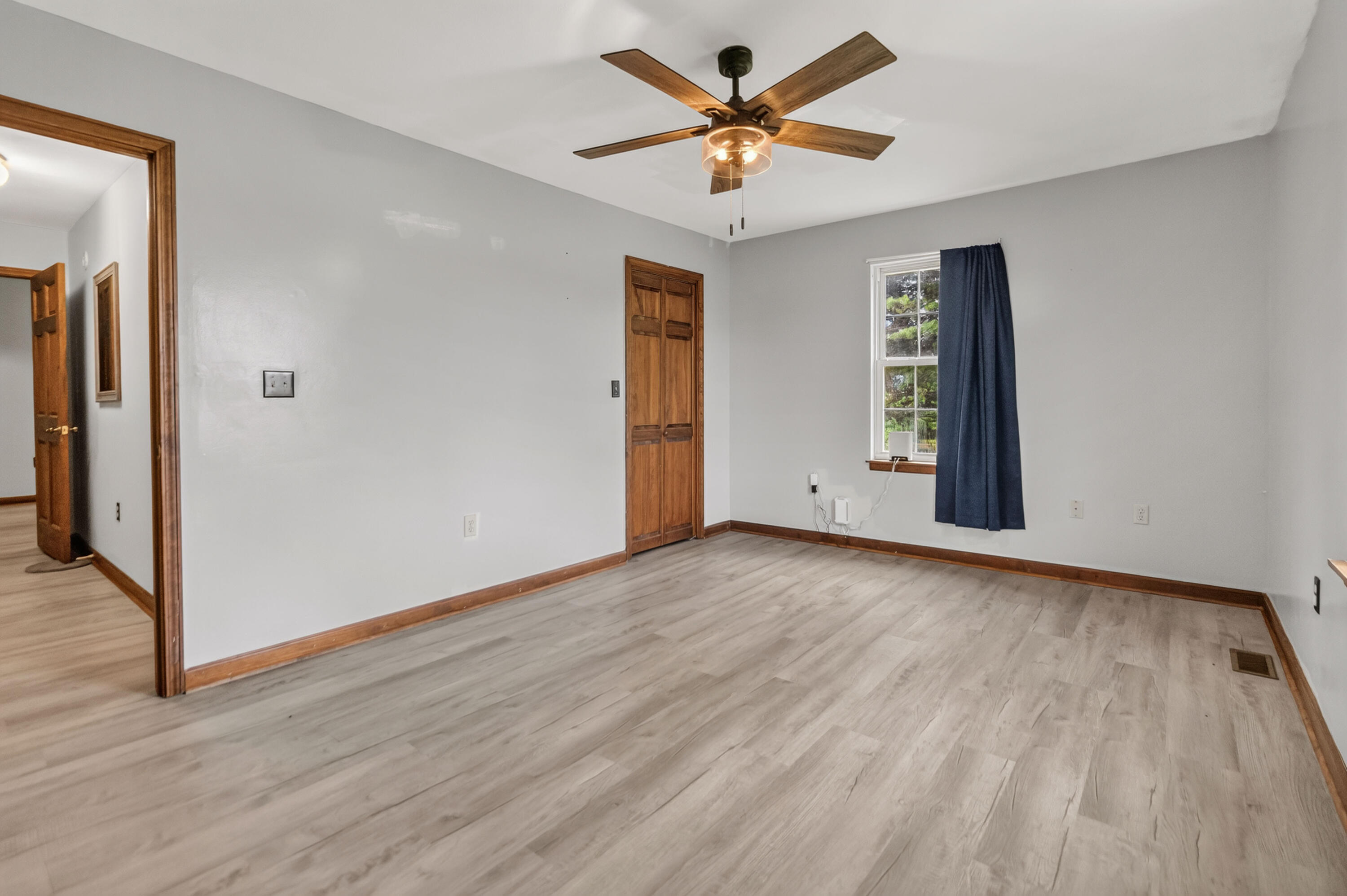 986 Tennessee Ridge Road Property Photo 33