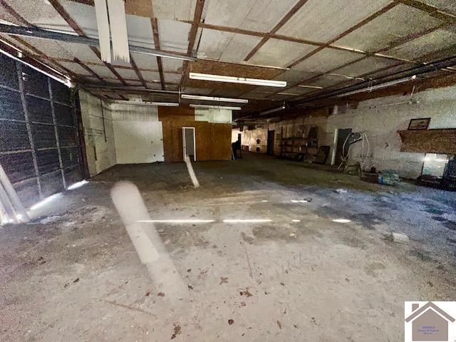 13871 E 68 Highway 00 Property Photo 4