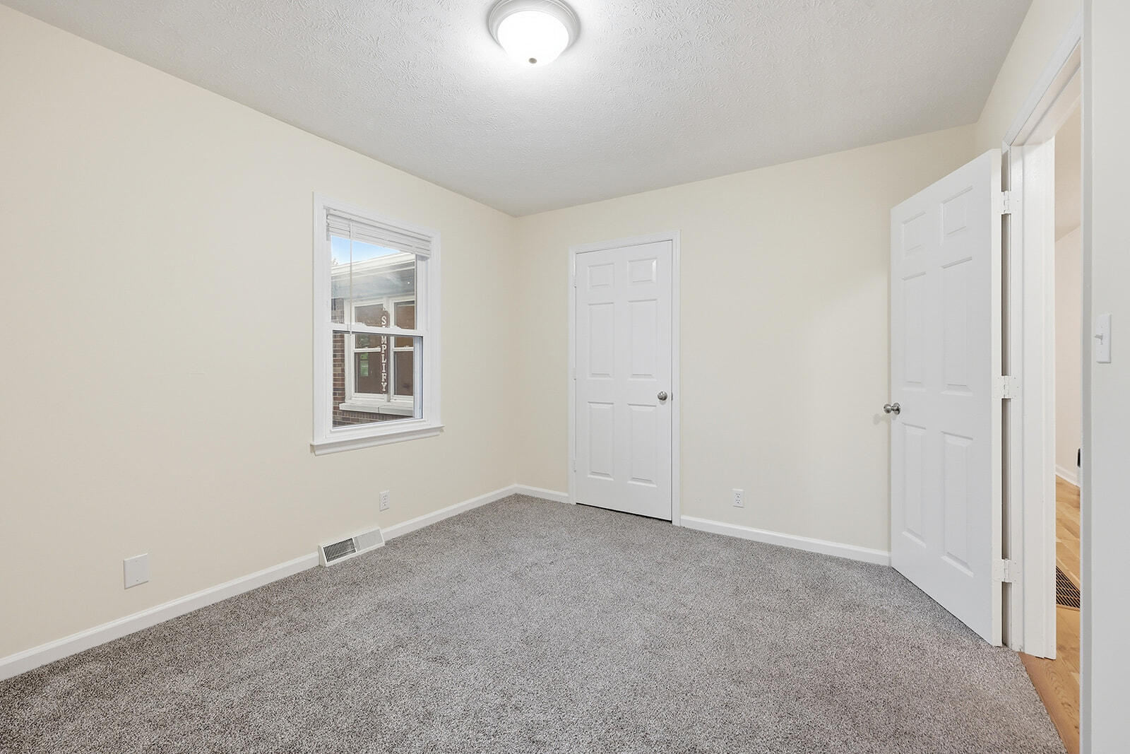 321 Sunset Drive Property Photo 24