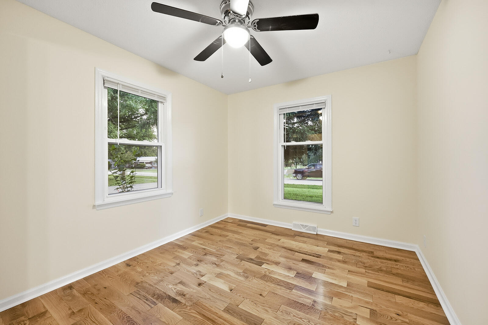 321 Sunset Drive Property Photo 40