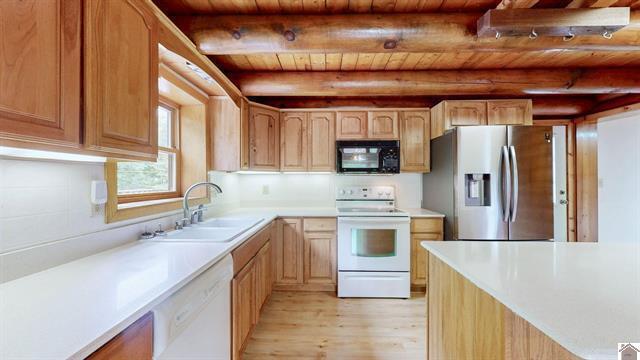 88 Lynnhurst Drive Property Photo 9