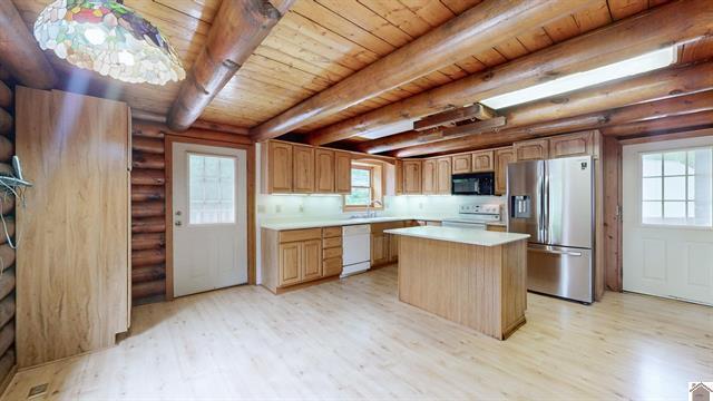 88 Lynnhurst Drive Property Photo 10