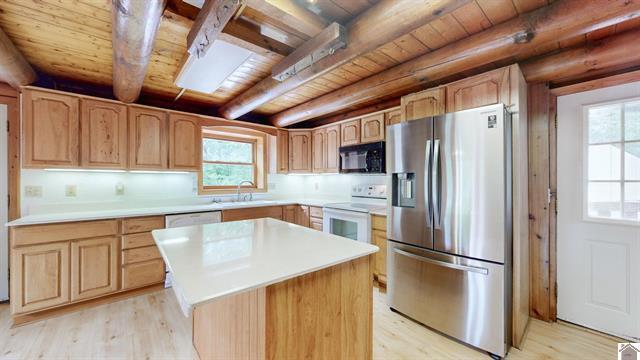 88 Lynnhurst Drive Property Photo 11