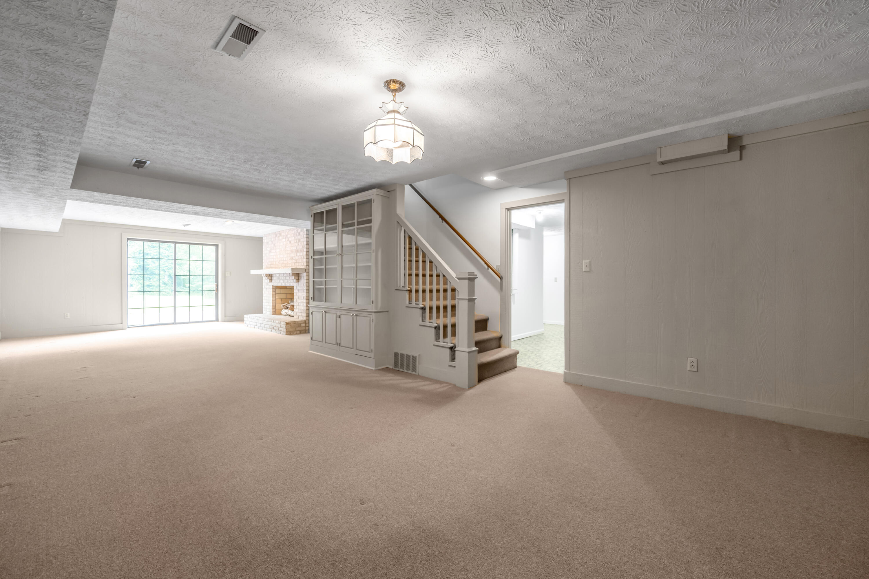 924 Chinoe Road Property Photo 46