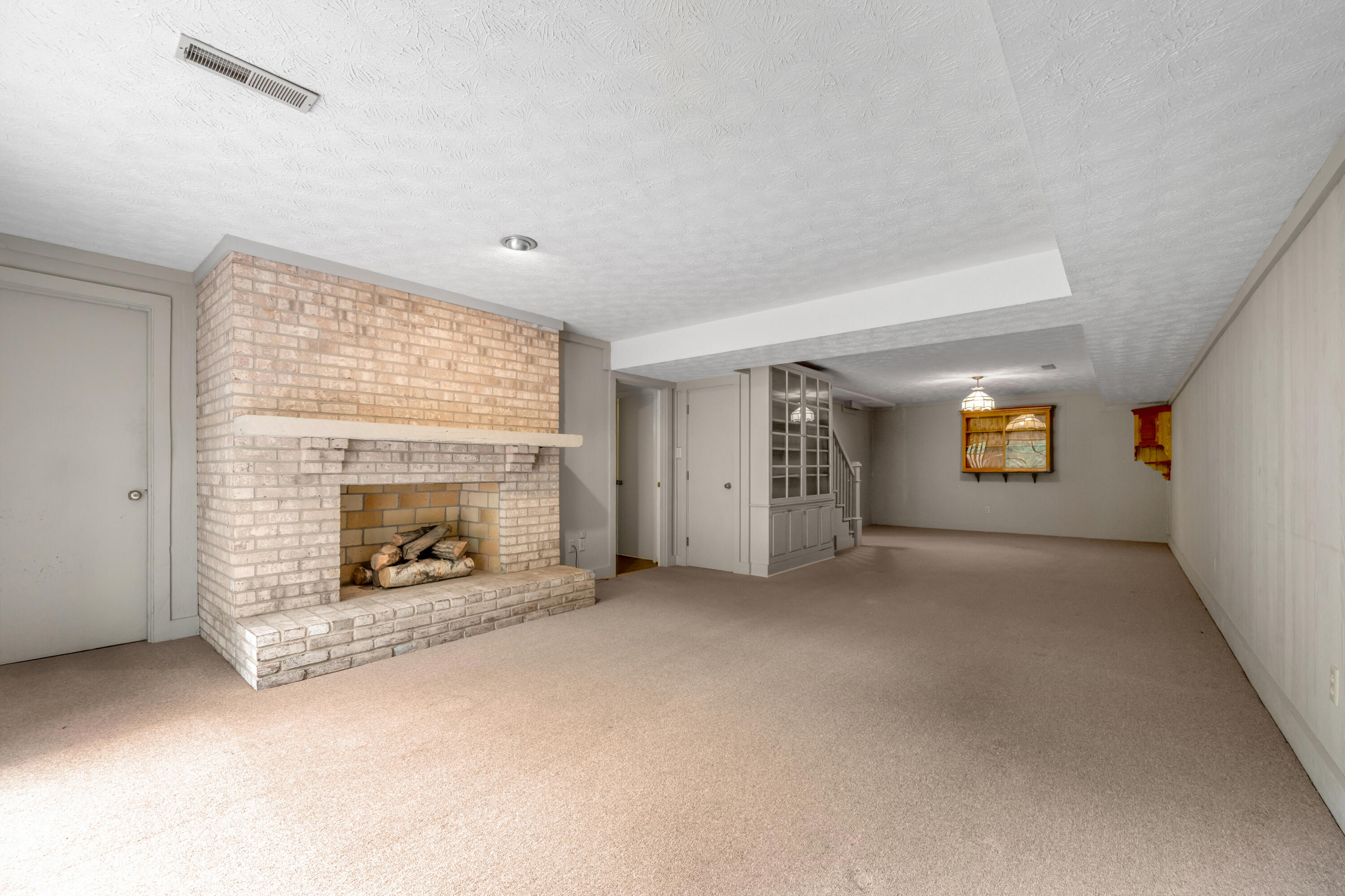 924 Chinoe Road Property Photo 49