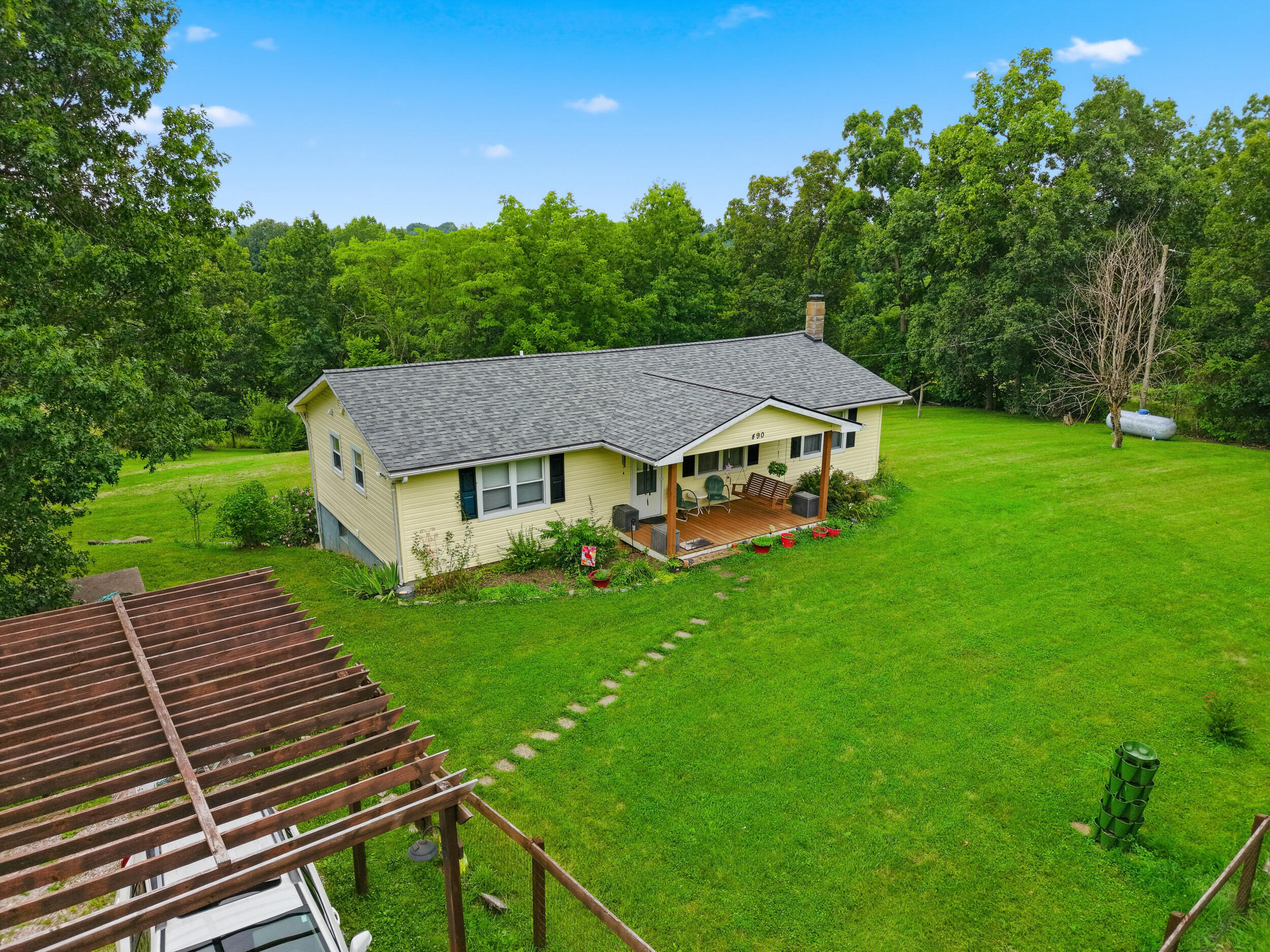 490 Marshall Pike Property Photo 44