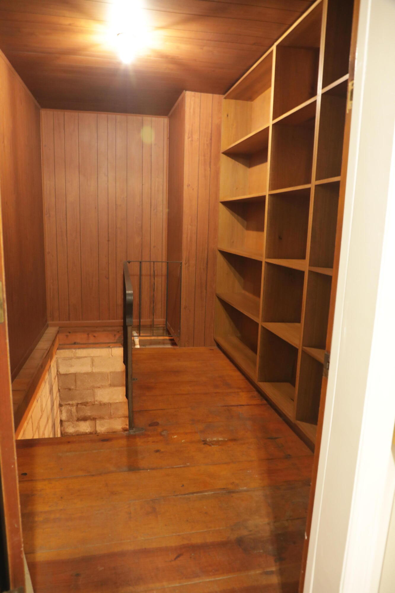 2379 Big Stoner Road Property Photo 8