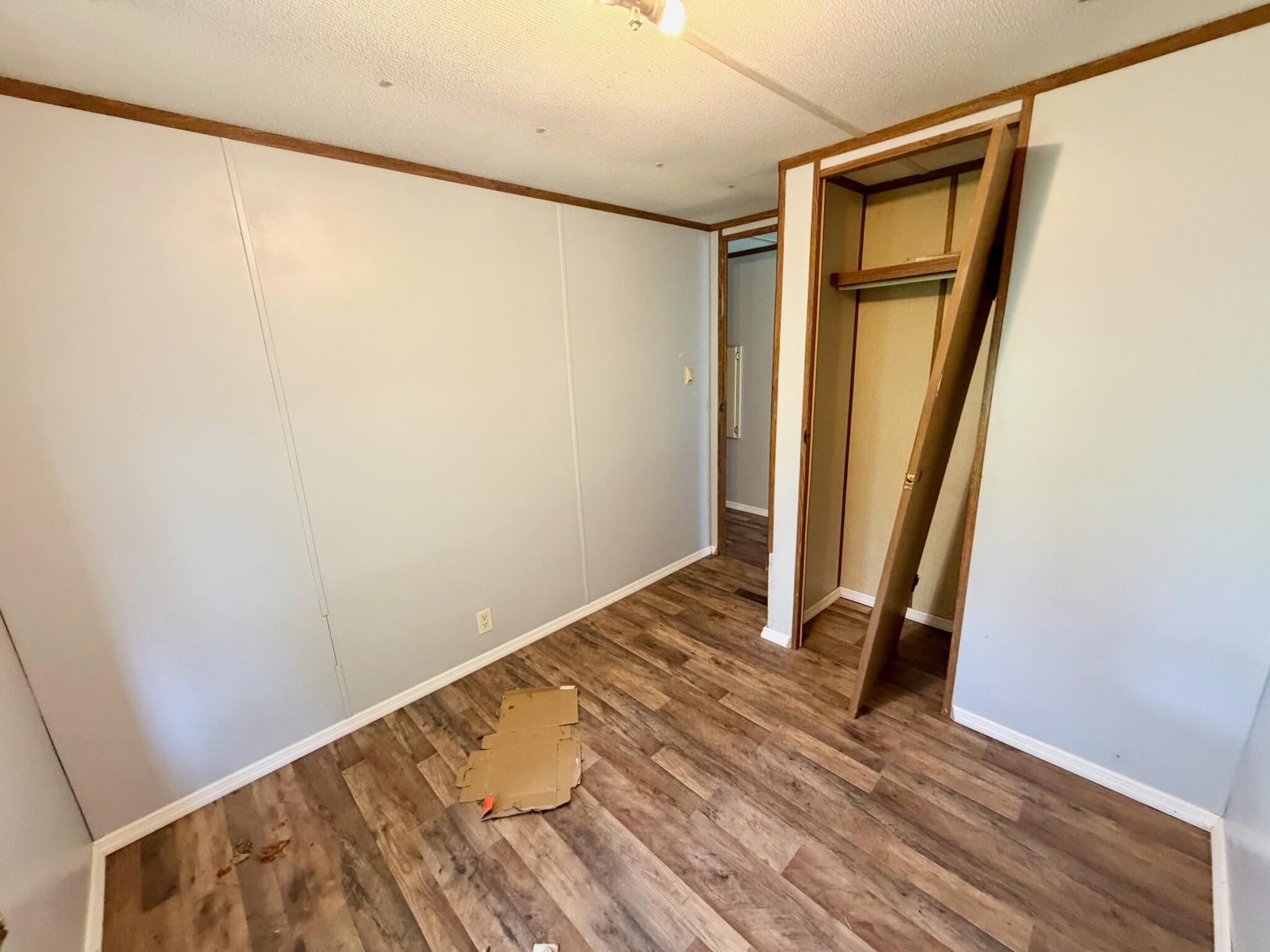 16451 E State Highway 70 Property Photo 8