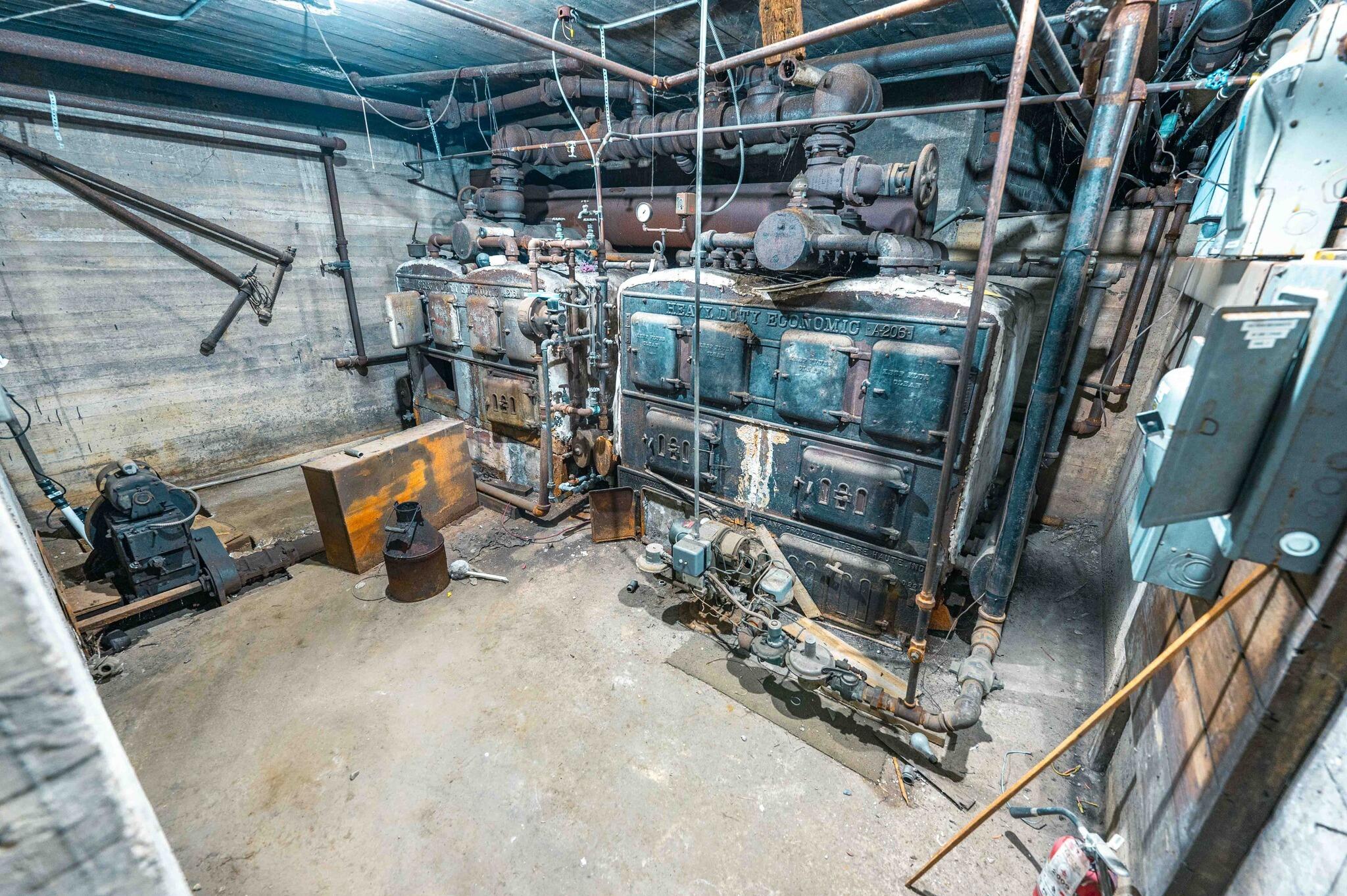 420 Broadway Street Property Photo 46