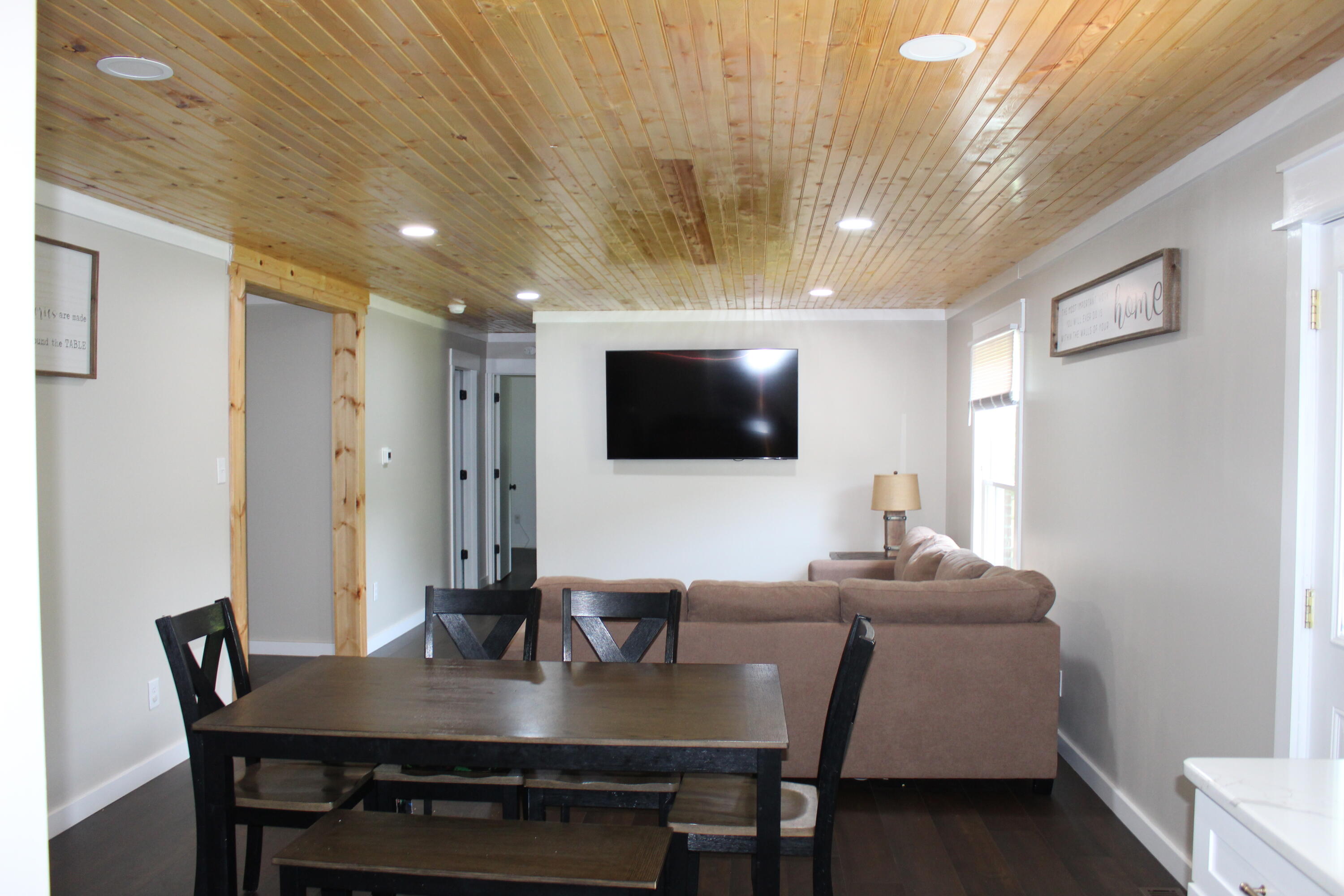 1131 Bleich Road Property Photo 17