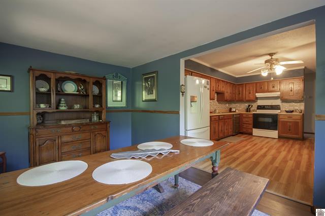 72 Holt Road Property Photo 14
