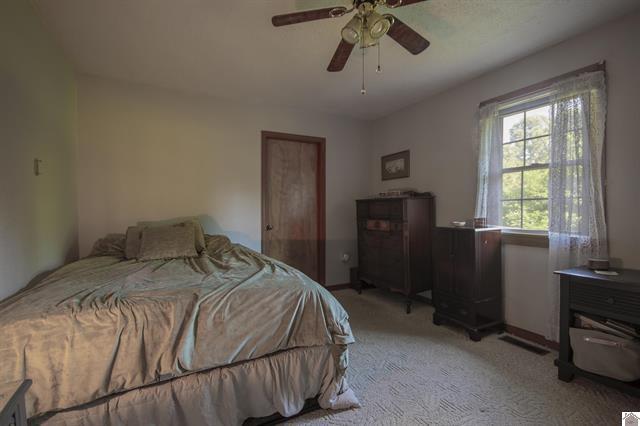 72 Holt Road Property Photo 18