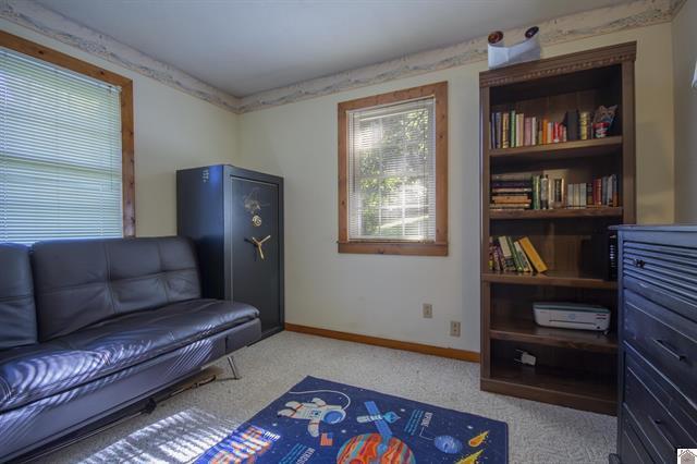 72 Holt Road Property Photo 22