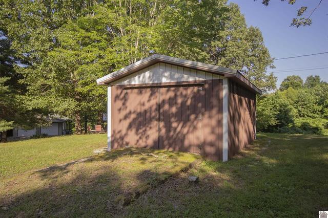 72 Holt Road Property Photo 38