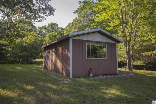 72 Holt Road Property Photo 39