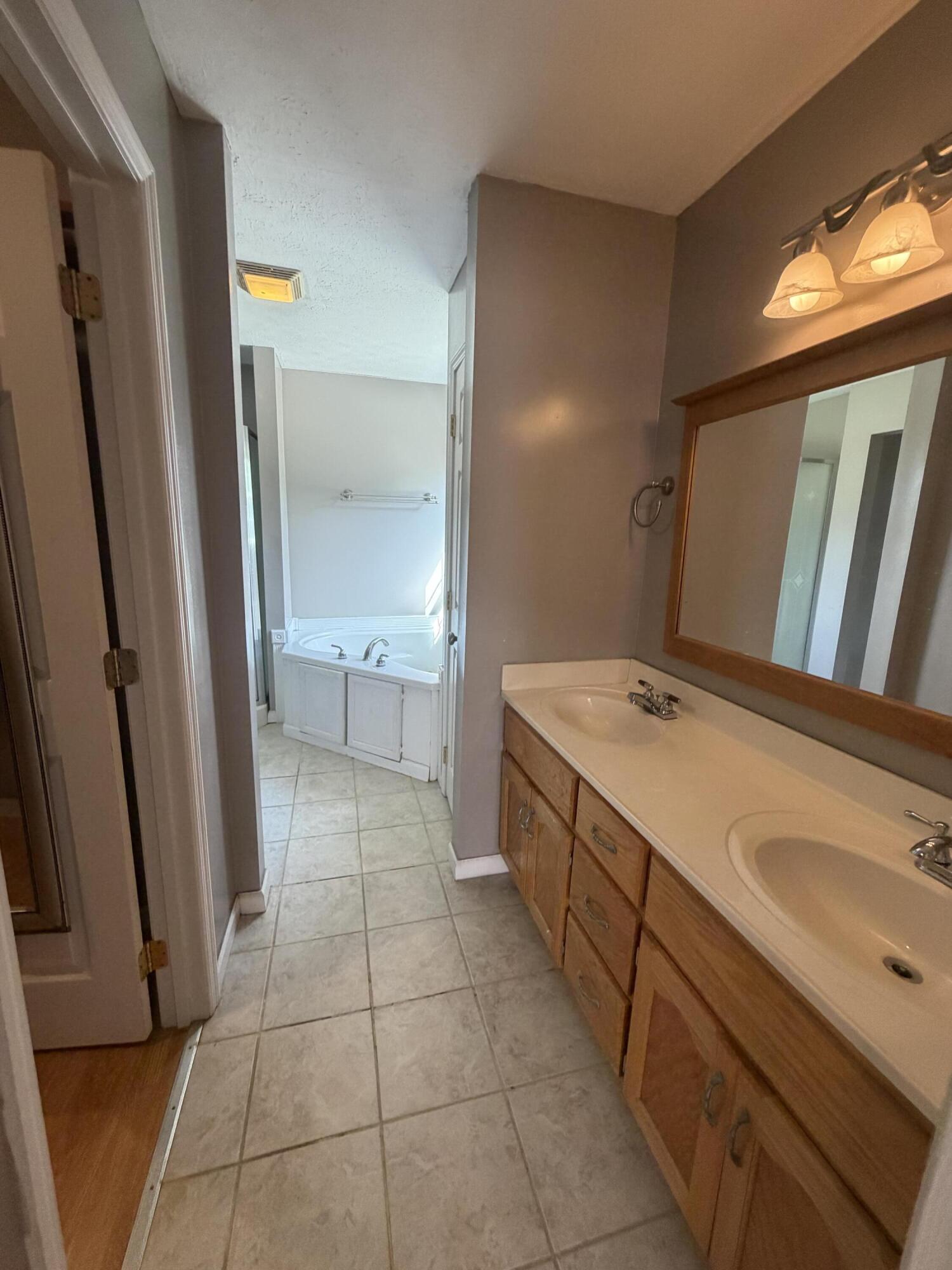 208 Macbennett Drive Property Photo 19