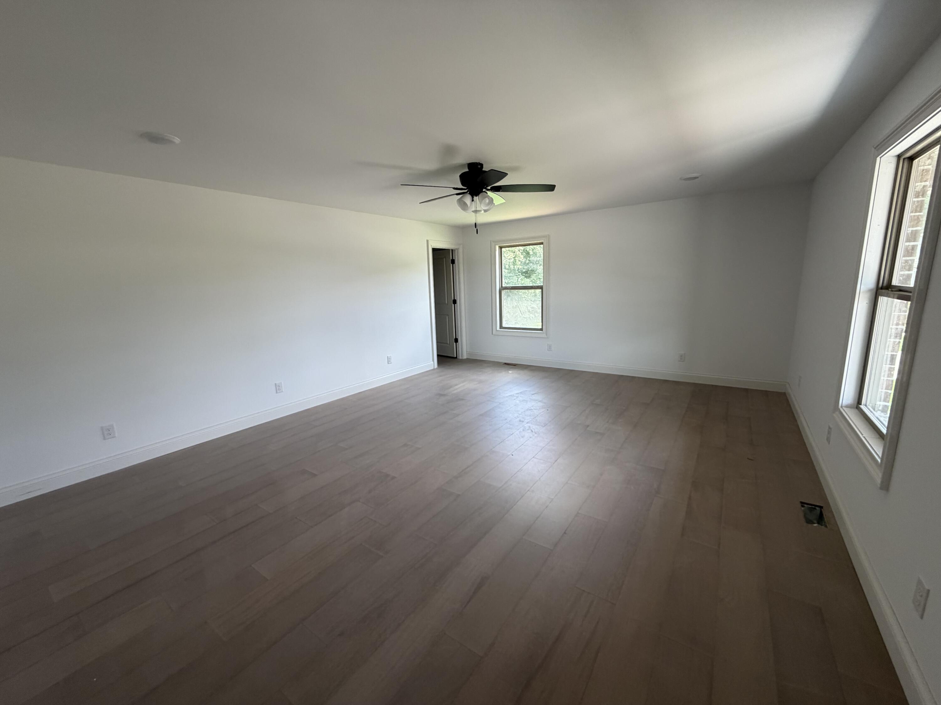 392 Madison Circle Property Photo 6