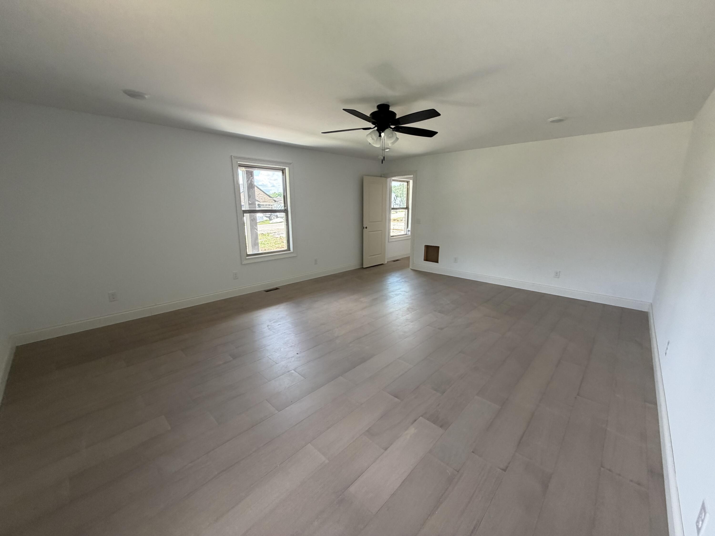 392 Madison Circle Property Photo 7