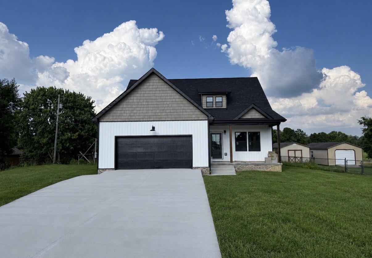 2140 Indian Trail Property Photo 1
