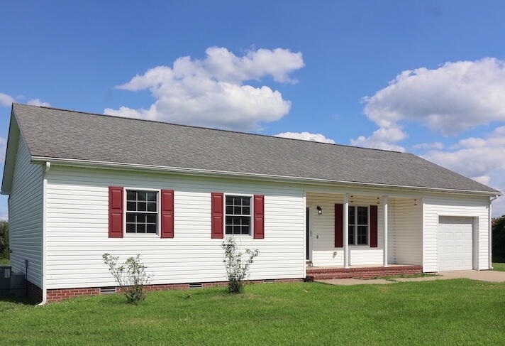 2558 County Road 1201 Property Photo 1