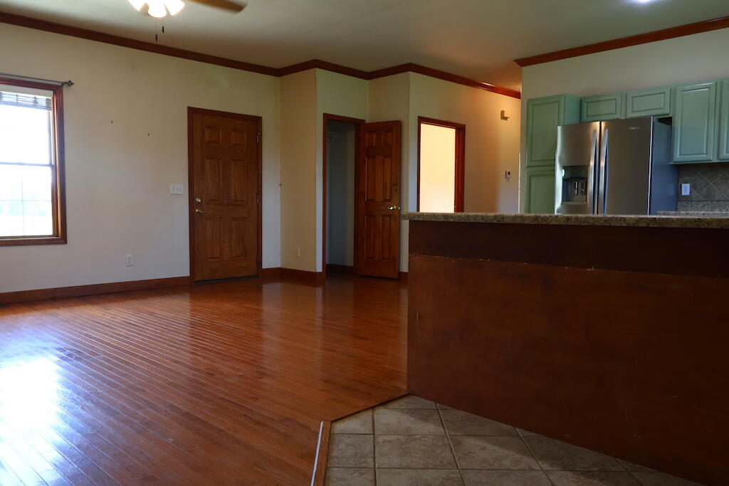 2558 County Road 1201 Property Photo 6