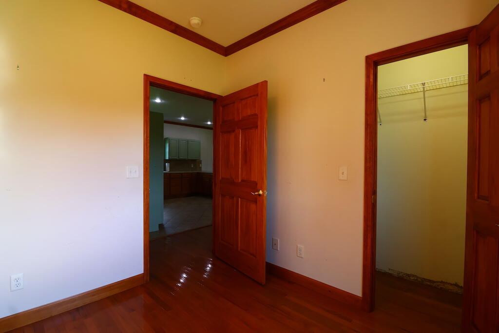 2558 County Road 1201 Property Photo 8