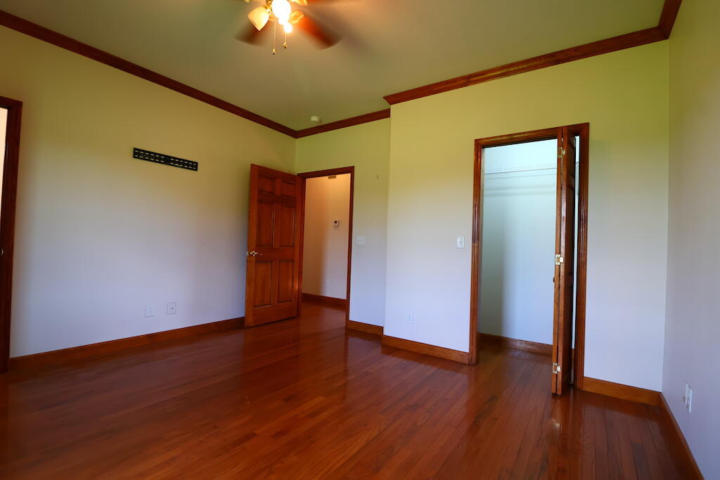 2558 County Road 1201 Property Photo 11