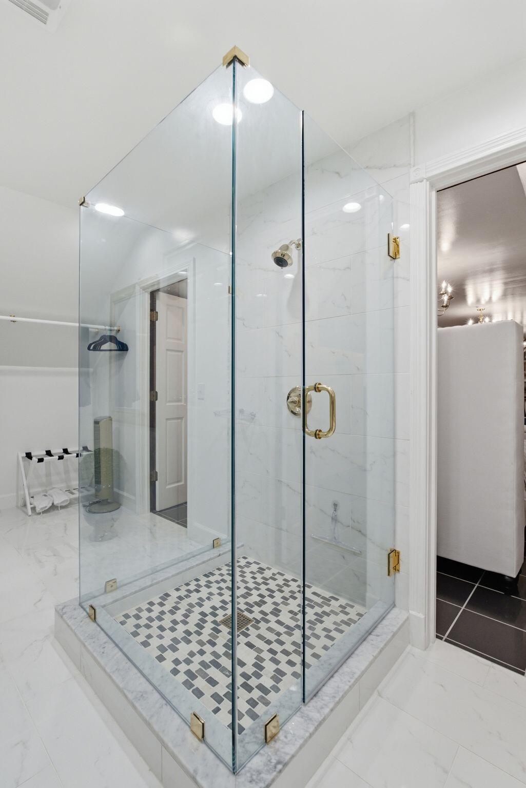 305 Beech Street Property Photo 45